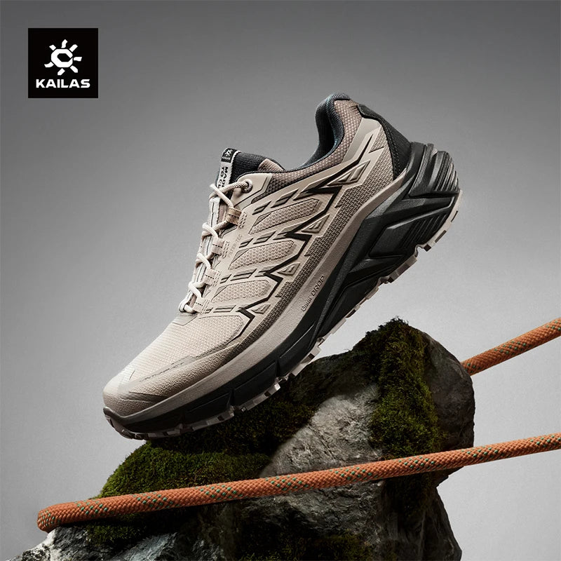 waterproof hiking shoes lightweight breathable non-slip