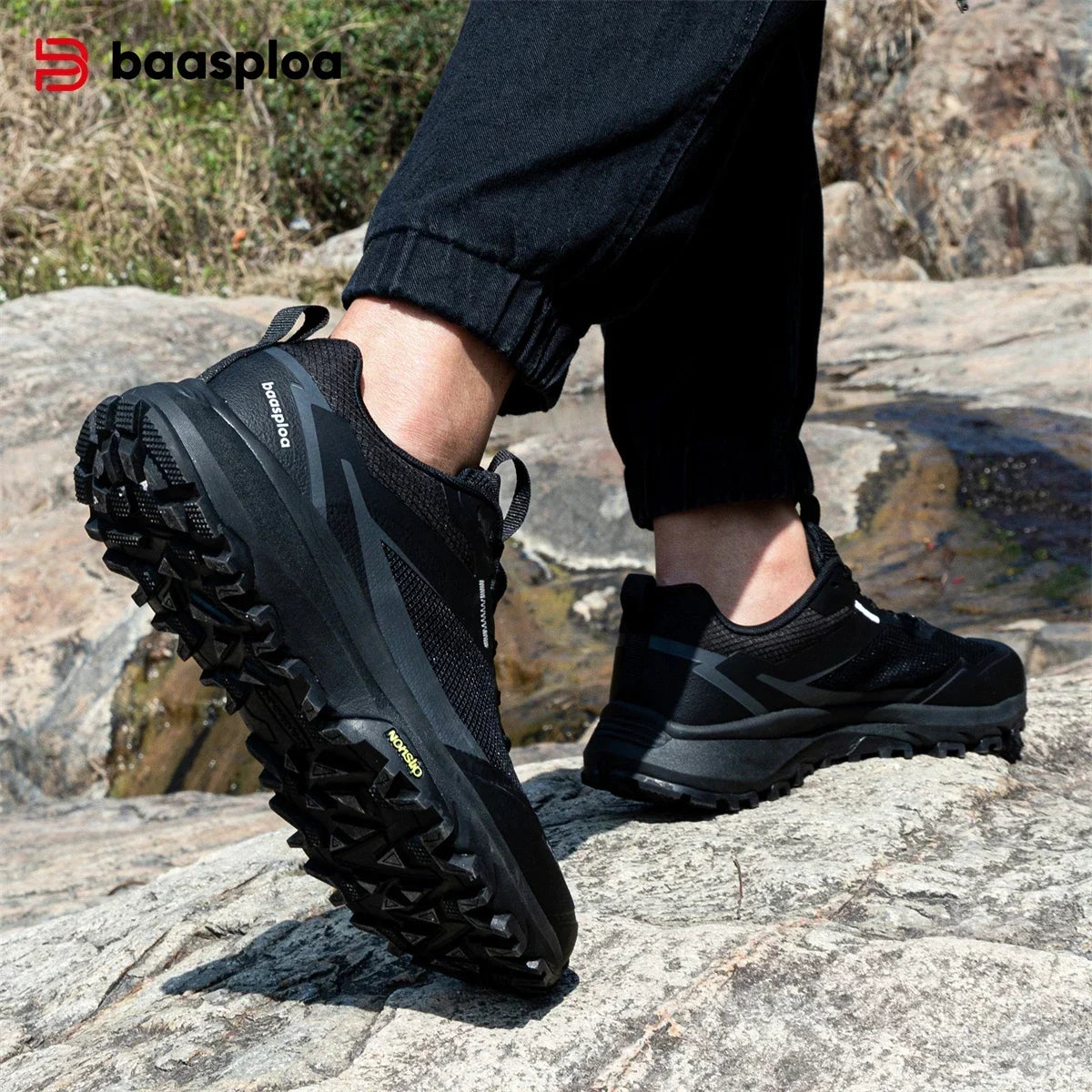 Men Hiking Sneakers Lightweight Non-Slip Wear Resistant