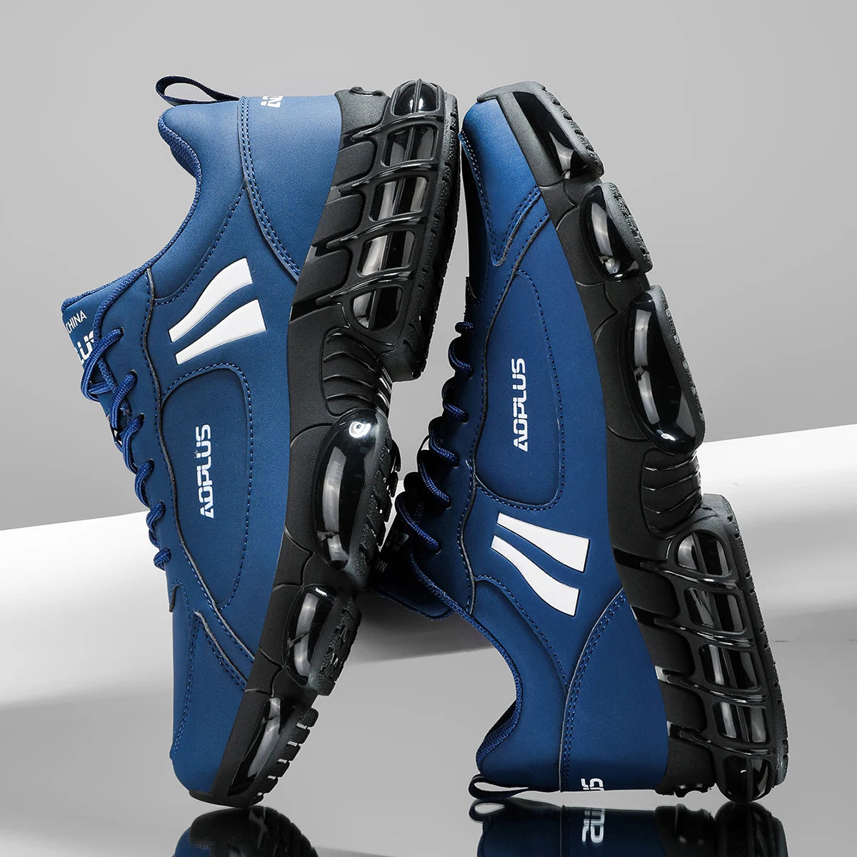 comfortable thick-soled anti-slip shoes