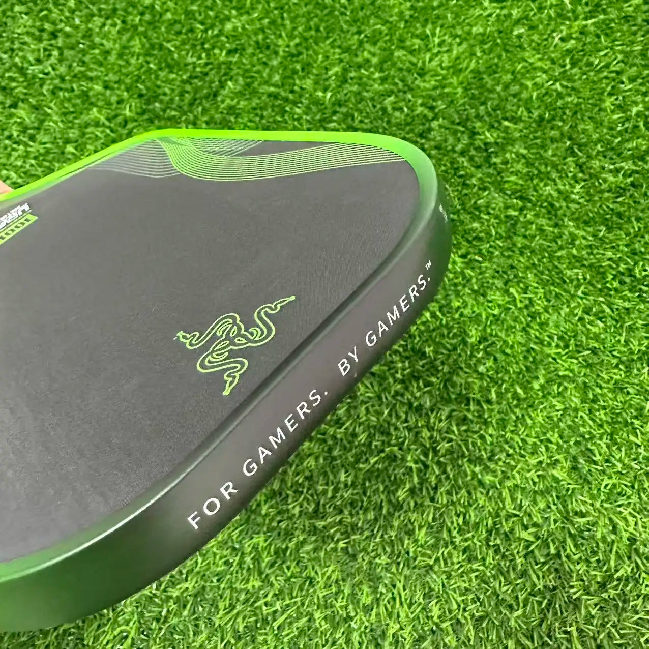 JOOLA Pickle Paddle Coarse Friction Carbon Fiber Professional Pickle Paddle PRO IV16MM